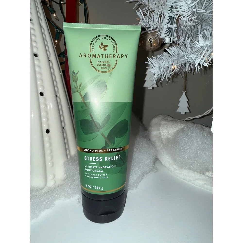 Bath Body Works Aromatherapy Eucalyptus Spearmint Stress Relief Body Cream 8oz - Picture 1 of 4